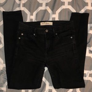 Gap 1969 Super Skinny Black Jean